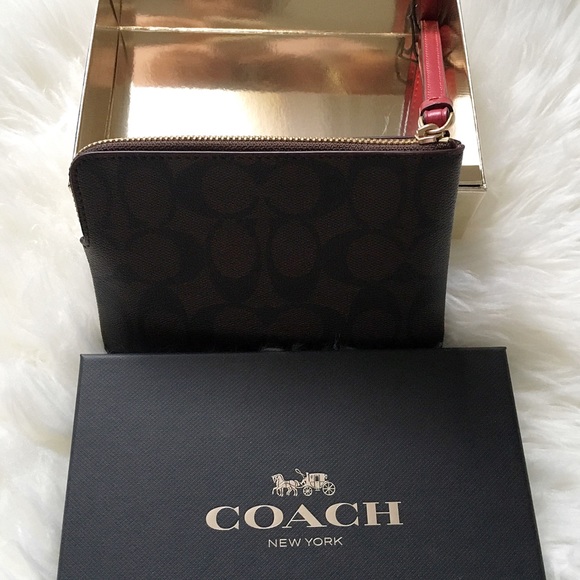 COACH Signature Canvas Corner Zip Wristlet - Picture 5 of 6